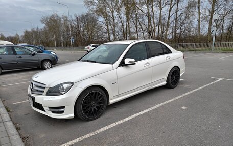 Mercedes-Benz C-Класс, 2011 год, 1 500 000 рублей, 6 фотография