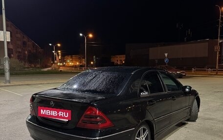 Mercedes-Benz C-Класс, 2001 год, 660 000 рублей, 5 фотография