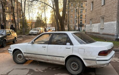 Toyota Carina, 1989 год, 150 000 рублей, 4 фотография