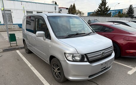 Honda Mobilio Spike I рестайлинг, 2008 год, 690 000 рублей, 1 фотография