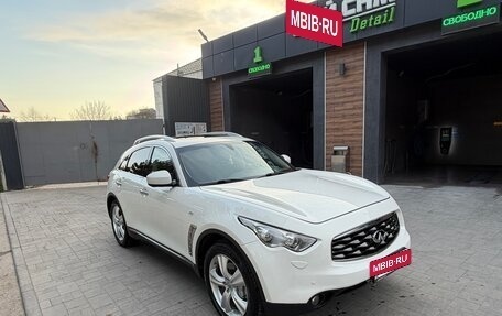Infiniti FX II, 2010 год, 2 000 000 рублей, 8 фотография
