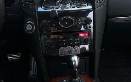Infiniti FX II, 2010 год, 2 000 000 рублей, 14 фотография