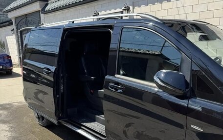 Mercedes-Benz V-Класс, 2017 год, 6 500 000 рублей, 10 фотография