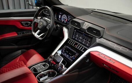Lamborghini Urus I, 2018 год, 24 380 000 рублей, 39 фотография