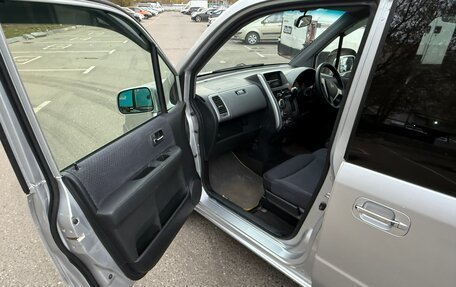 Honda Mobilio Spike I рестайлинг, 2008 год, 690 000 рублей, 18 фотография