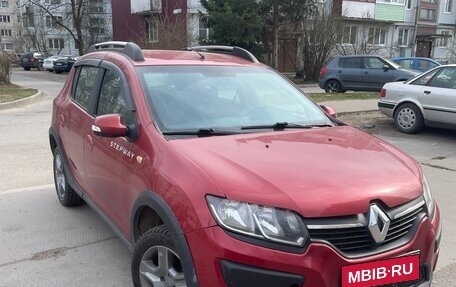 Renault Sandero II рестайлинг, 2017 год, 740 000 рублей, 2 фотография