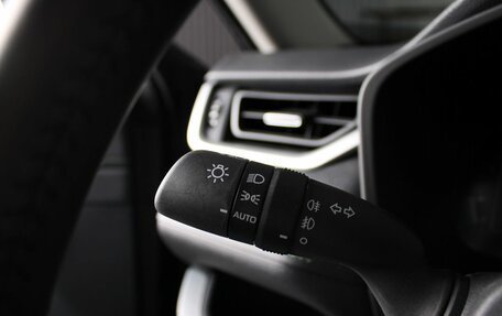 Toyota RAV4, 2025 год, 4 250 000 рублей, 13 фотография