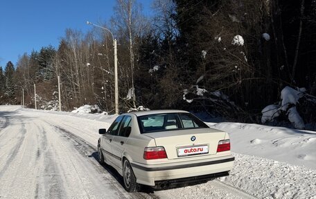 BMW 3 серия, 1992 год, 2 300 000 рублей, 2 фотография