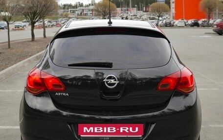Opel Astra J, 2010 год, 645 000 рублей, 2 фотография