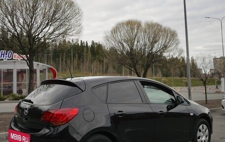 Opel Astra J, 2010 год, 645 000 рублей, 4 фотография