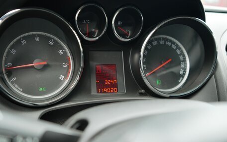 Opel Astra J, 2010 год, 645 000 рублей, 19 фотография