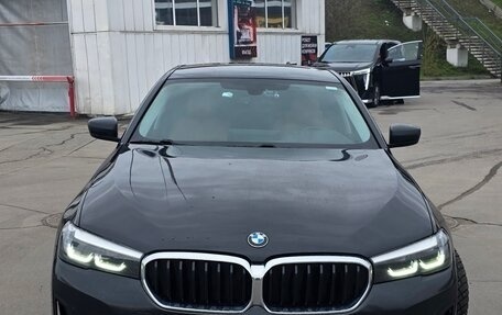 BMW 5 серия, 2021 год, 4 600 000 рублей, 4 фотография