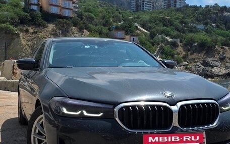 BMW 5 серия, 2021 год, 4 600 000 рублей, 2 фотография