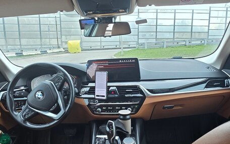 BMW 5 серия, 2021 год, 4 600 000 рублей, 14 фотография