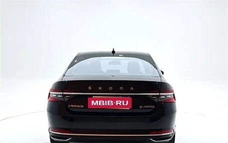 Skoda Superb III рестайлинг, 2023 год, 1 590 888 рублей, 7 фотография