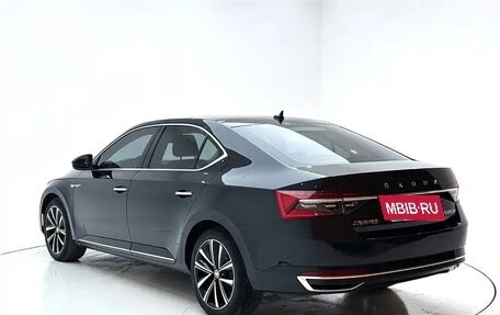 Skoda Superb III рестайлинг, 2023 год, 1 590 888 рублей, 8 фотография
