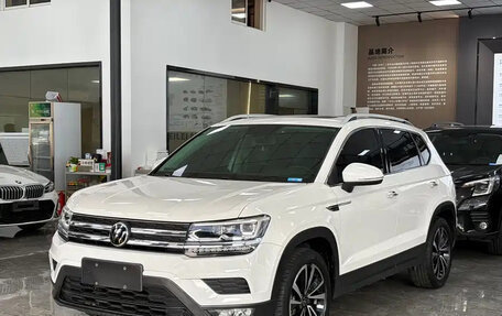 Volkswagen Tharu, 2022 год, 1 760 000 рублей, 1 фотография