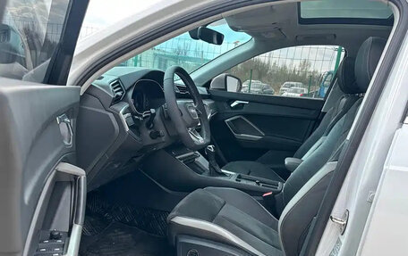 Audi Q3, 2021 год, 2 440 000 рублей, 9 фотография