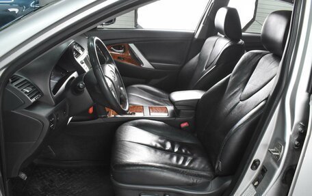 Toyota Camry, 2009 год, 1 425 000 рублей, 10 фотография