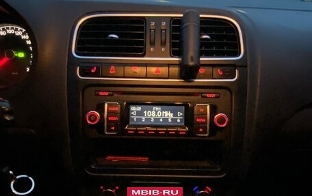 Volkswagen Polo VI (EU Market), 2012 год, 715 000 рублей, 11 фотография