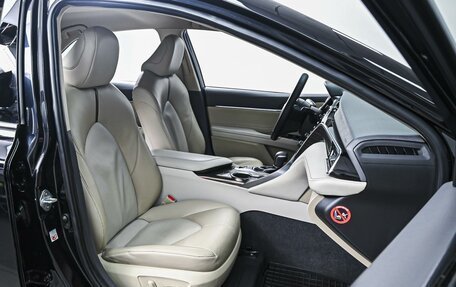 Toyota Camry, 2018 год, 2 769 000 рублей, 8 фотография