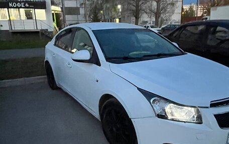 Chevrolet Cruze II, 2010 год, 400 000 рублей, 1 фотография