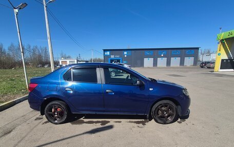 Renault Logan II, 2016 год, 750 000 рублей, 12 фотография