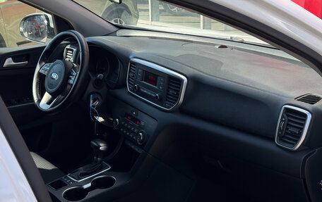 KIA Sportage IV рестайлинг, 2019 год, 2 355 000 рублей, 9 фотография