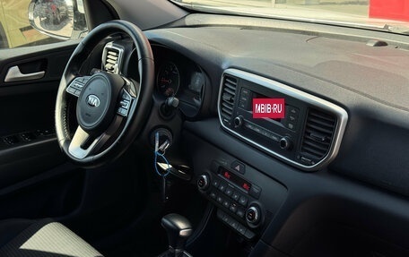 KIA Sportage IV рестайлинг, 2019 год, 2 355 000 рублей, 11 фотография