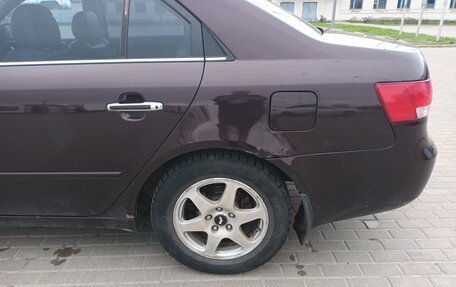 Hyundai Sonata VI, 2006 год, 500 000 рублей, 6 фотография