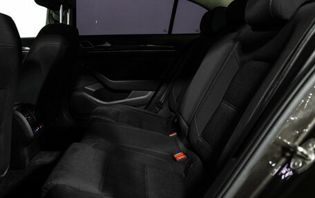 Volkswagen Passat B8 рестайлинг, 2017 год, 1 449 777 рублей, 10 фотография