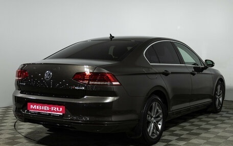 Volkswagen Passat B8 рестайлинг, 2017 год, 1 449 777 рублей, 5 фотография