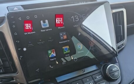 Toyota RAV4, 2019 год, 2 400 000 рублей, 5 фотография