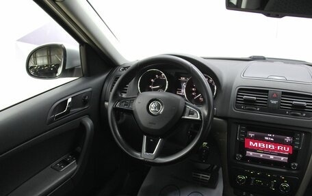 Skoda Yeti I рестайлинг, 2014 год, 1 078 000 рублей, 16 фотография