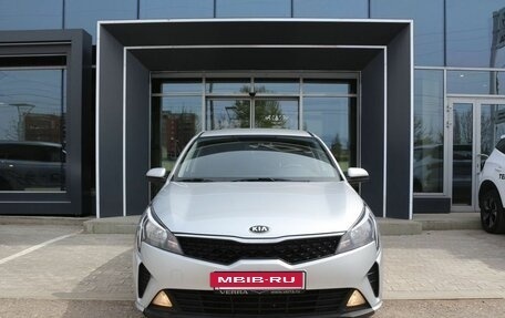 KIA Rio IV, 2020 год, 1 550 000 рублей, 2 фотография