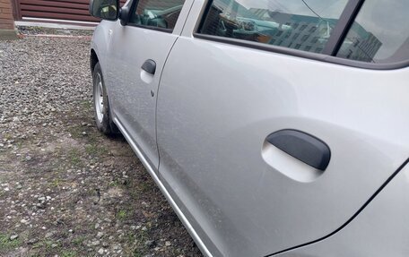 Renault Logan II, 2018 год, 649 000 рублей, 8 фотография