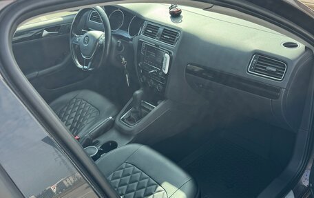 Volkswagen Jetta VI, 2018 год, 1 000 000 рублей, 6 фотография