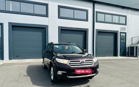 Toyota Highlander III, 2012 год, 2 229 000 рублей, 8 фотография