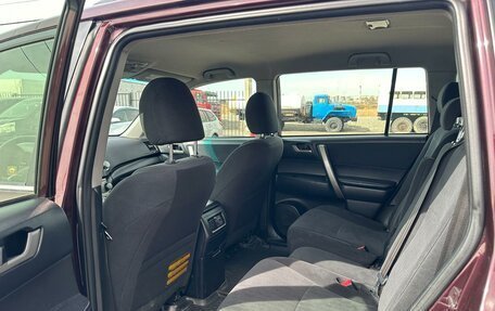 Toyota Highlander III, 2012 год, 2 229 000 рублей, 18 фотография