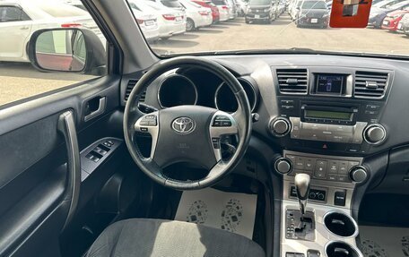 Toyota Highlander III, 2012 год, 2 229 000 рублей, 14 фотография