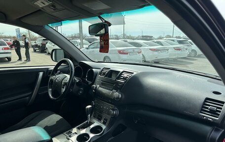 Toyota Highlander III, 2012 год, 2 229 000 рублей, 13 фотография