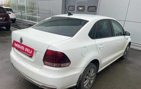 Volkswagen Polo VI (EU Market), 2019 год, 999 000 рублей, 2 фотография
