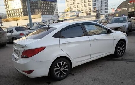 Hyundai Solaris II рестайлинг, 2014 год, 840 000 рублей, 13 фотография