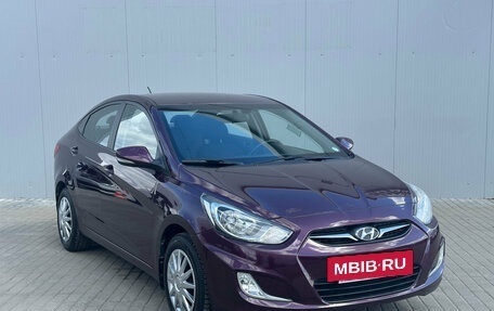 Hyundai Solaris II рестайлинг, 2011 год, 715 000 рублей, 4 фотография