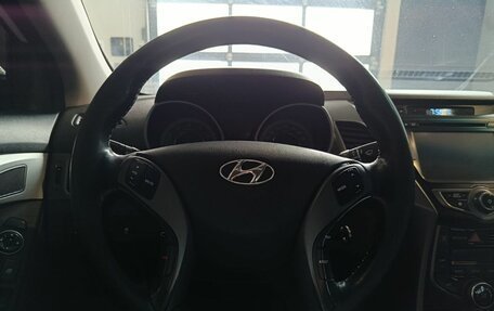 Hyundai Elantra V, 2014 год, 950 000 рублей, 11 фотография