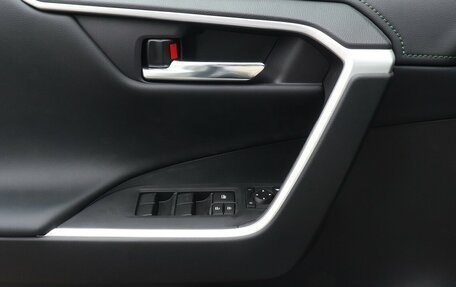 Toyota RAV4, 2025 год, 4 350 000 рублей, 9 фотография