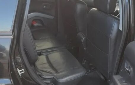Mitsubishi Outlander III рестайлинг 3, 2007 год, 550 000 рублей, 5 фотография