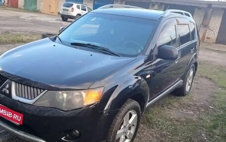 Mitsubishi Outlander III рестайлинг 3, 2007 год, 550 000 рублей, 13 фотография
