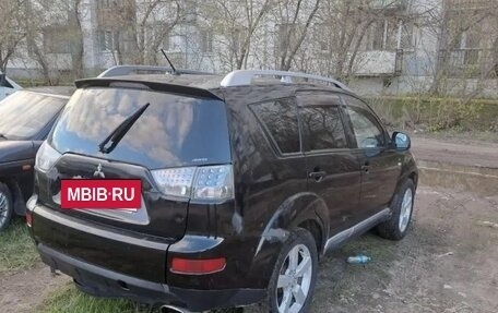 Mitsubishi Outlander III рестайлинг 3, 2007 год, 550 000 рублей, 11 фотография