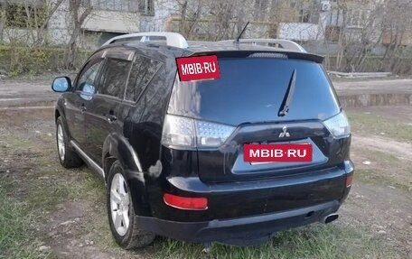 Mitsubishi Outlander III рестайлинг 3, 2007 год, 550 000 рублей, 12 фотография
